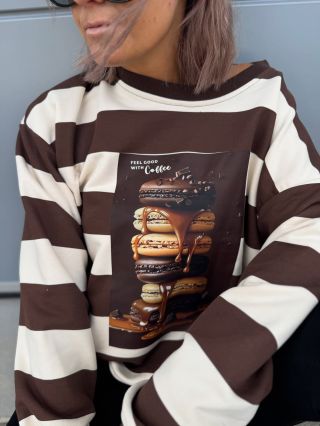 Tak tento kousek si rozhodně nenech ujít 😍🤎🍂 Stylový kousek volnějsího OVER střihu - vhodný i pro plnoštíhlé...